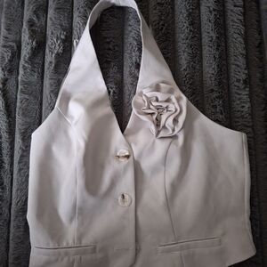 Elegant Cream Halter Vest with Floral Accent